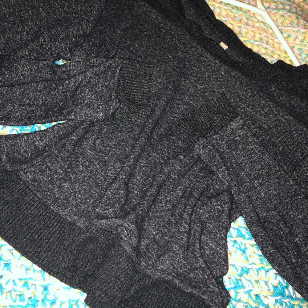 Black Light Weight Size XS Cropped Top